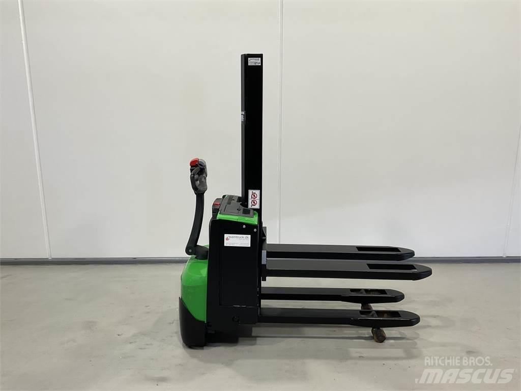 Cesab S208L 行走式堆垛机