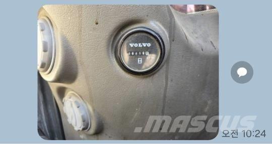 Volvo EC 300 D 履带挖掘机
