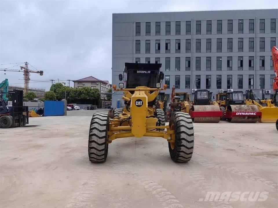 CAT 140H 平地机/推土机