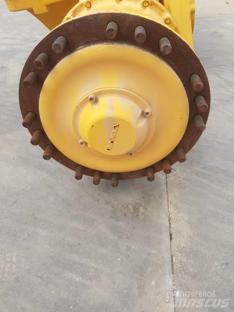 Volvo L120F G H 轴
