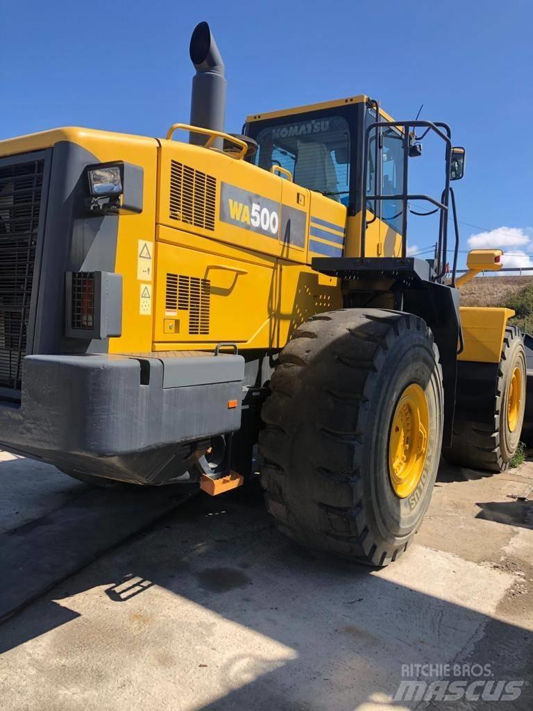 Komatsu WA500-6 轮式装载机
