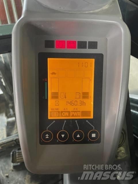 Hitachi ZX38U 小型挖掘机