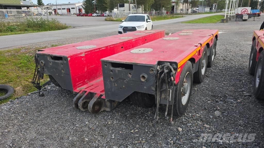 Faymonville Combimax 低平板半挂车