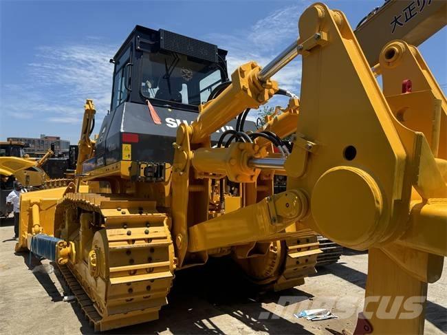 Shantui SD 32 履带式推土机