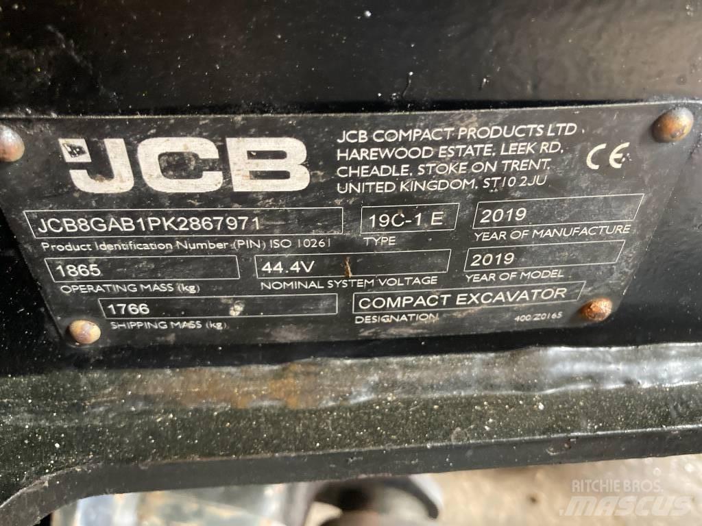 JCB 19C-1ETEC 小型挖掘机