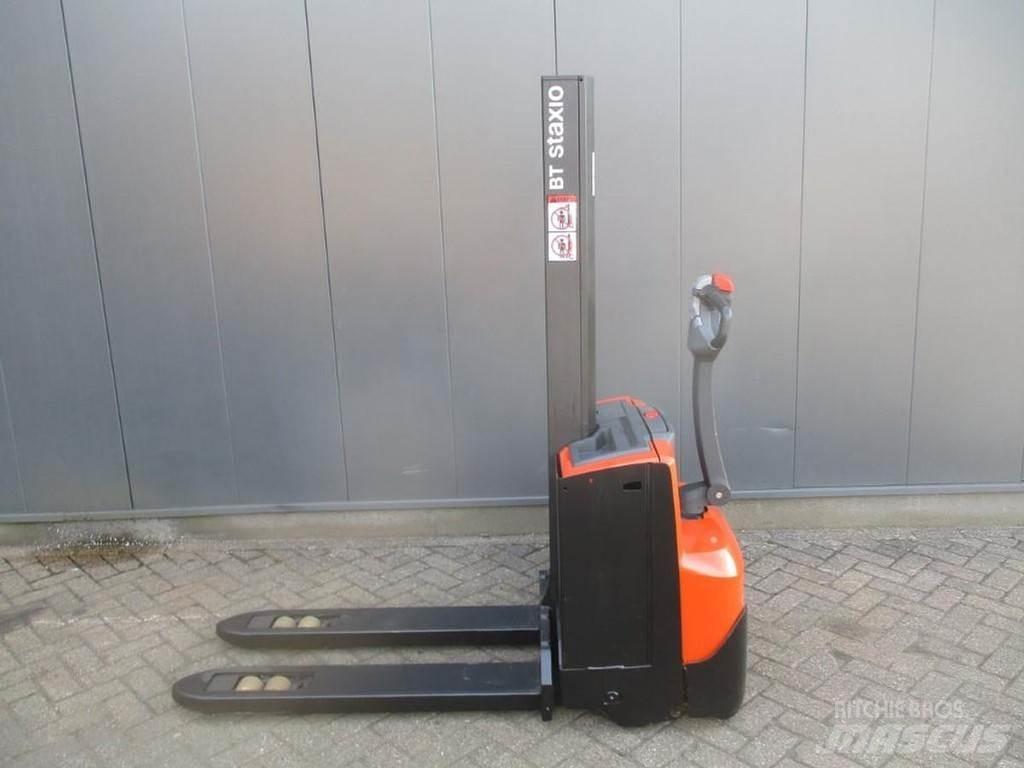 BT SWE 080L 手推堆垛车