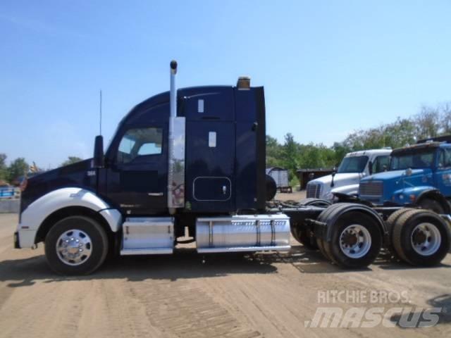 Kenworth T 880 牵引车