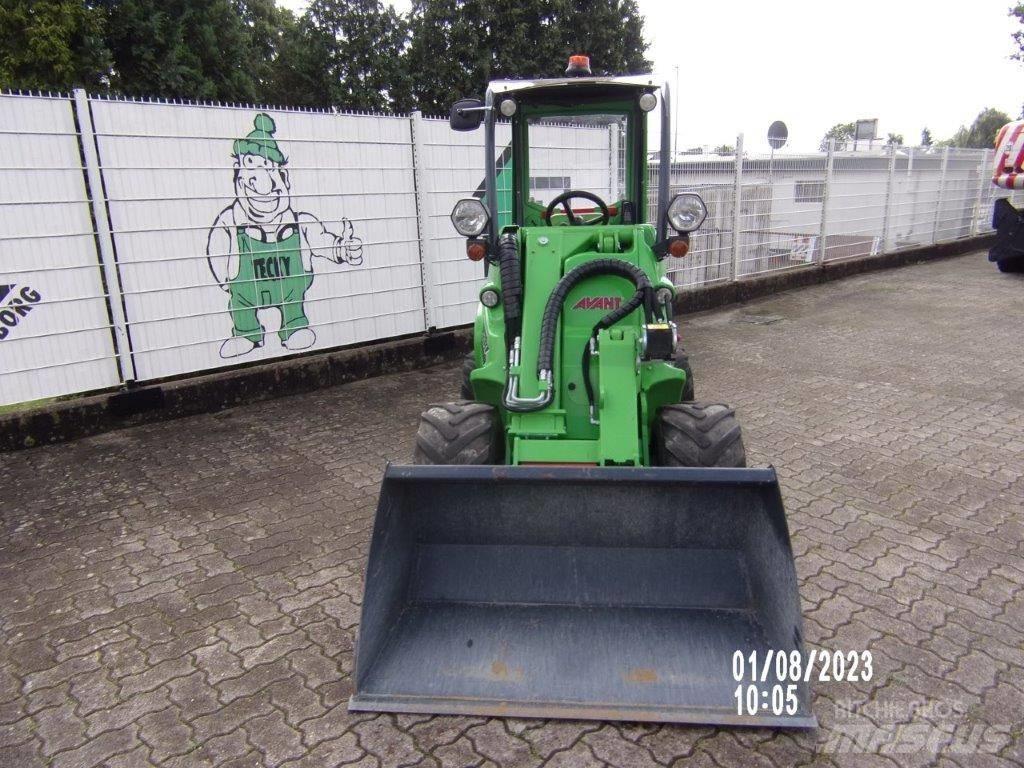 Avant 530 小型装载机