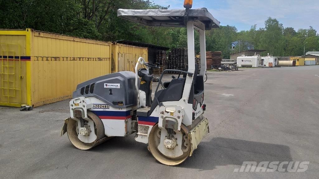 Hamm HD 12 VV 双轮压路机