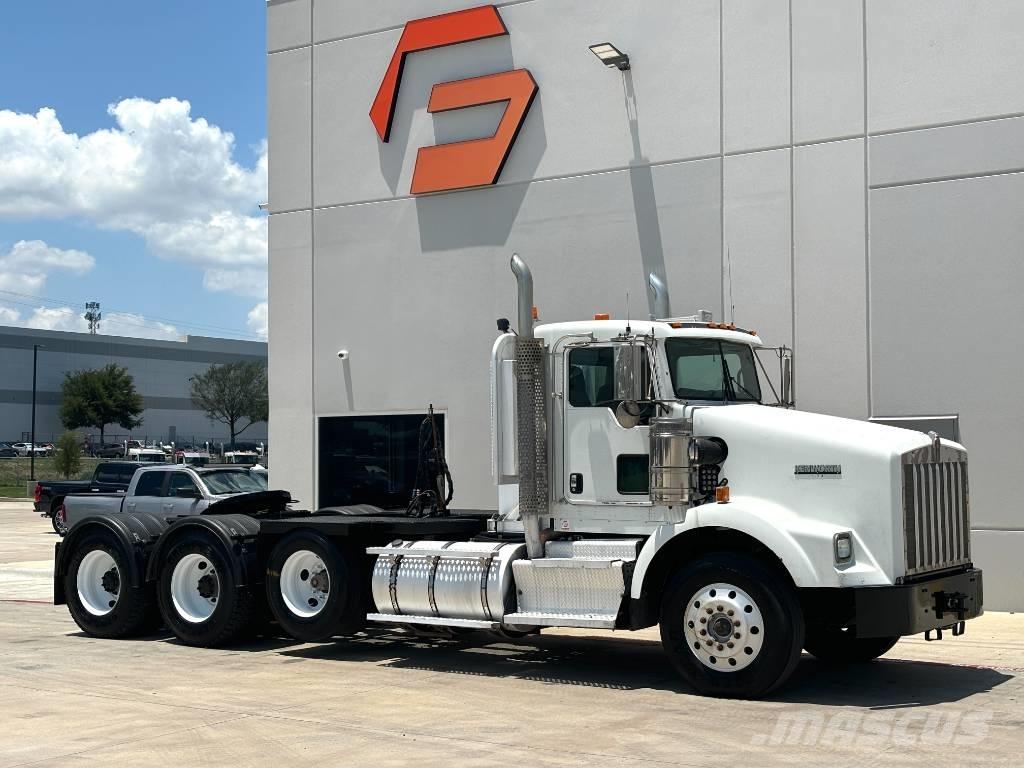 Kenworth T 800 牵引车