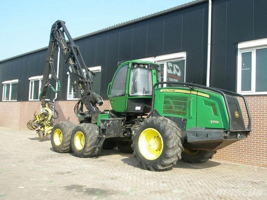 John Deere 1270E 收割机