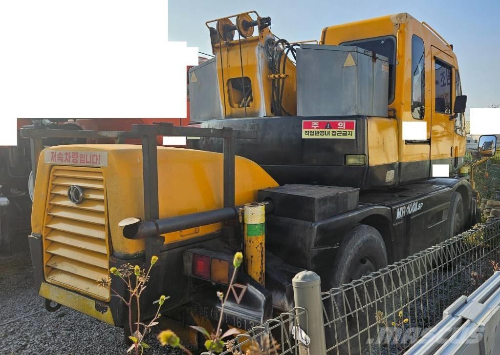 Kato MR 100 越野轮胎起重机︳越野吊︳越野起重机︳移动式起重机