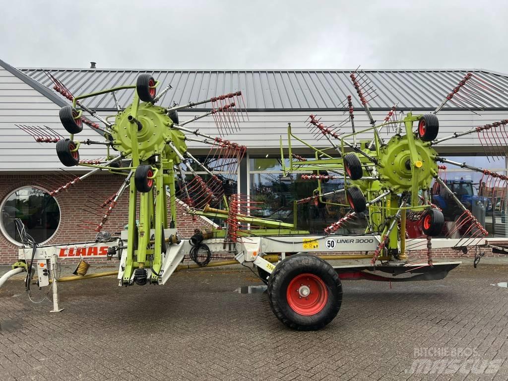 CLAAS Liner 3000 料堆整形机