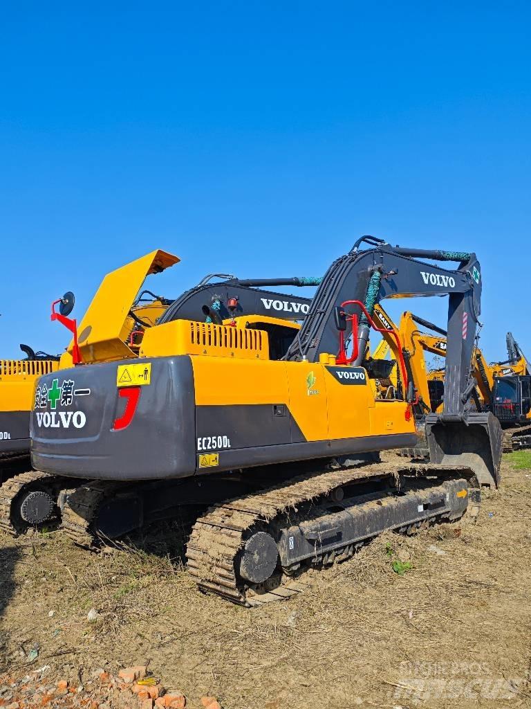 Volvo EC 250 D L 履带挖掘机