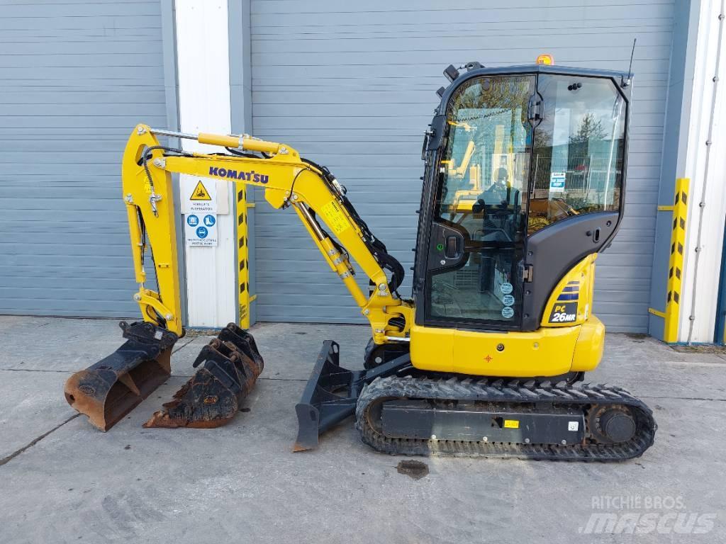 Komatsu PC26MR-5 小型挖掘机
