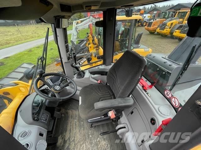 Volvo L45H 轮式装载机