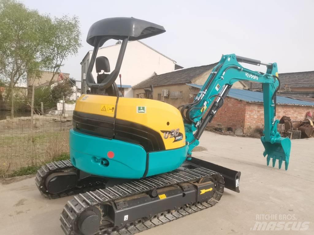 Kubota U 30 小型挖掘机