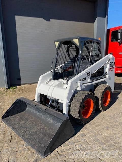 Bobcat S 130 小型装载机
