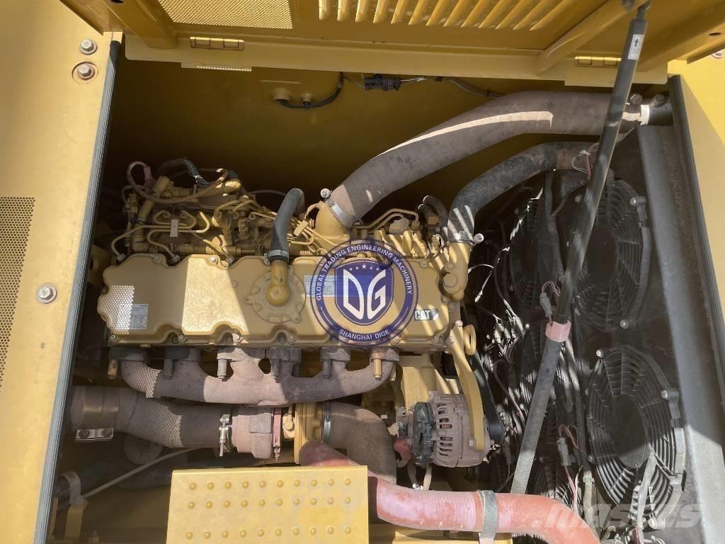 CAT 330 中型挖掘机