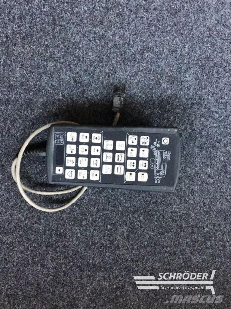 Fendt TIGO 75 XR 自动装载拖车