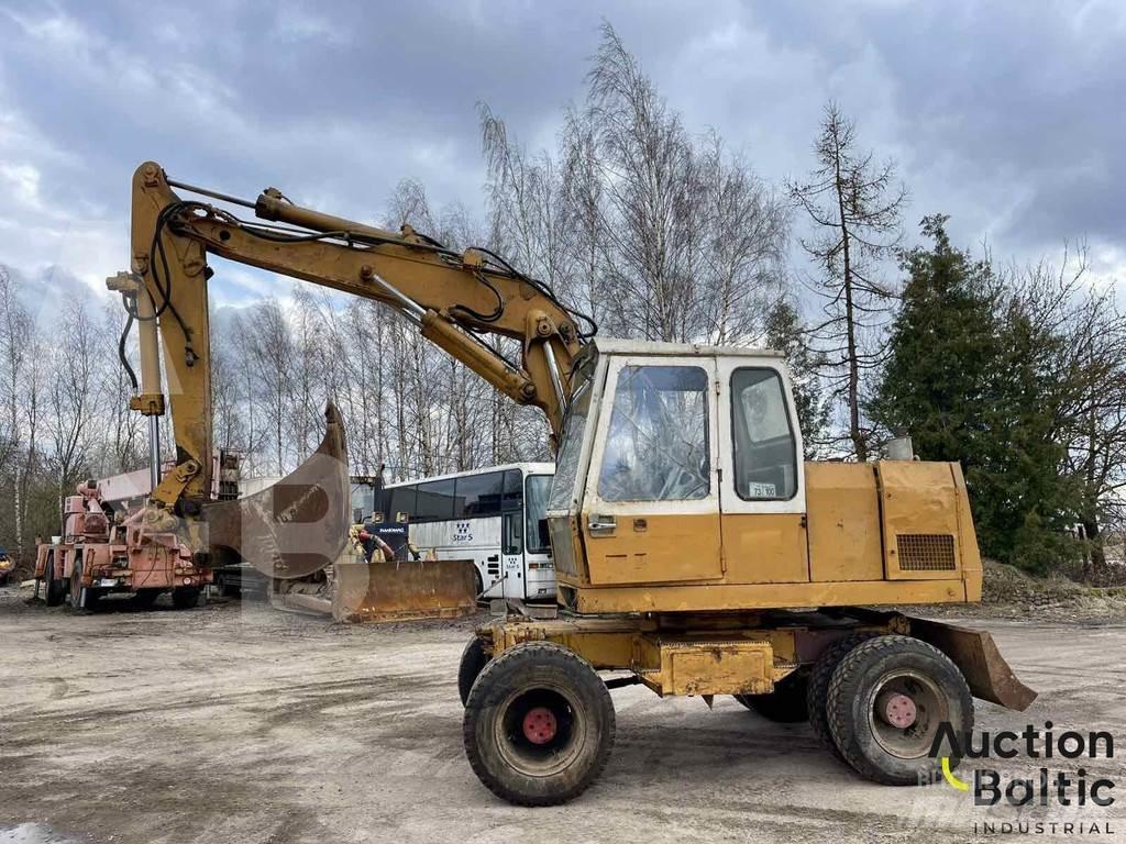 Liebherr A 900 C 轮式挖掘机