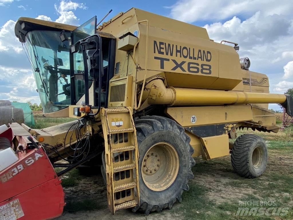 New Holland TX 68 联合收割机