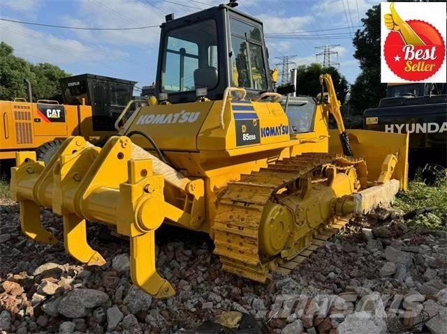 Komatsu D 85 EX 履带式推土机