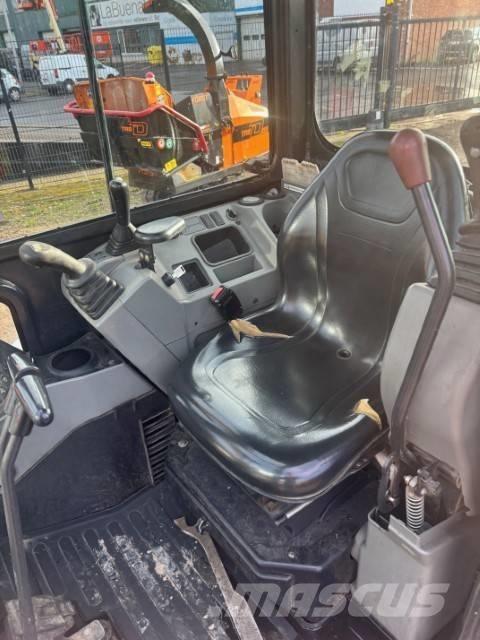 Bobcat E 25 小型挖掘机