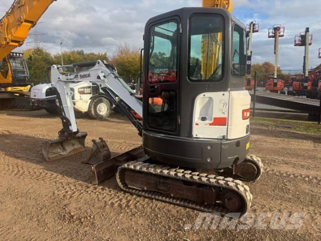 Bobcat E 25 小型挖掘机