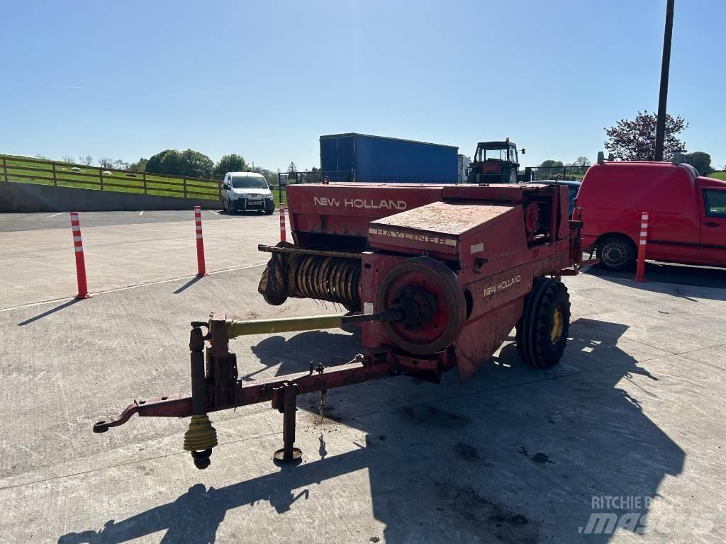 New Holland 376 方捆打捆机