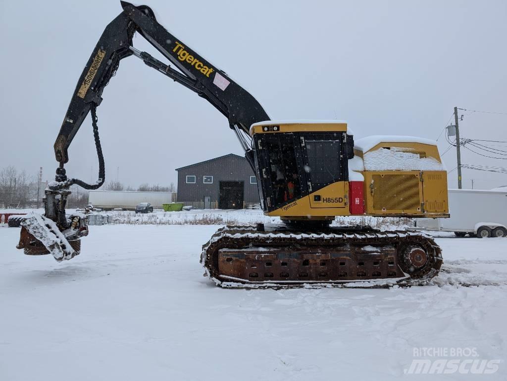Tigercat 855D 收割机
