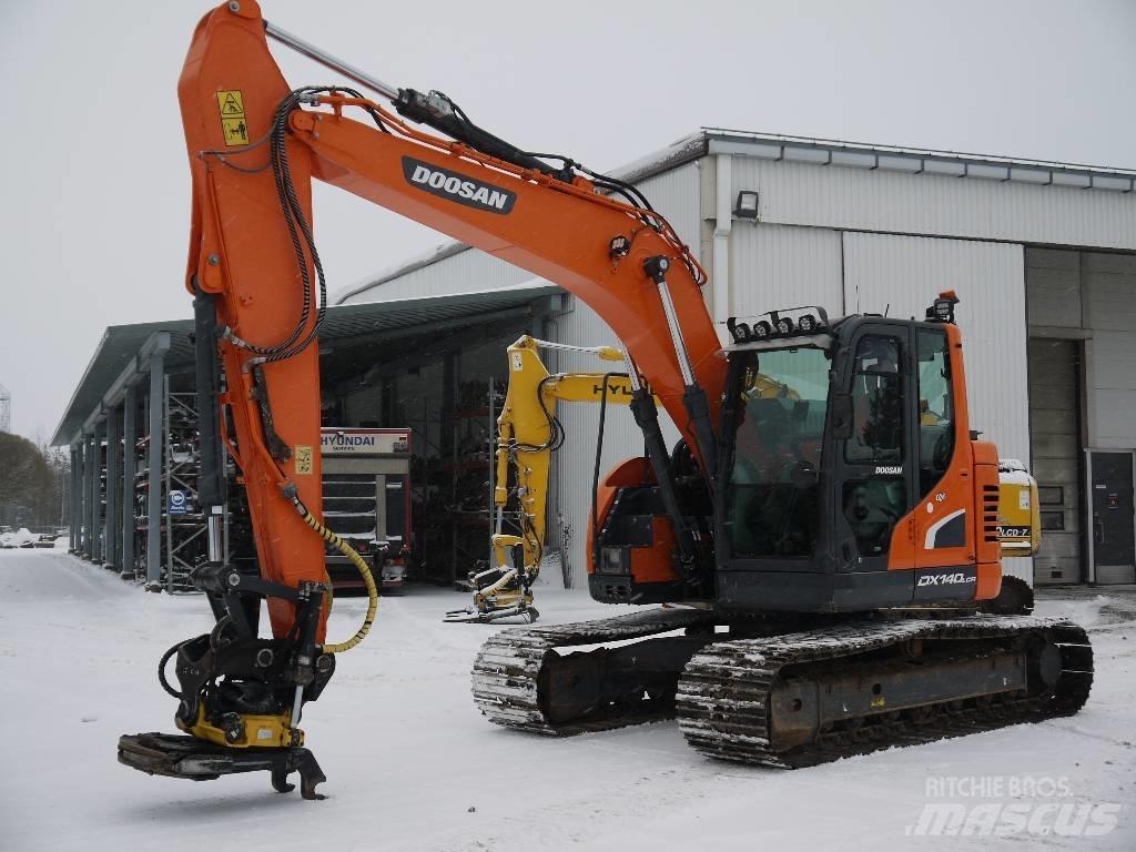 Doosan DX 140 LCR-5 履带挖掘机