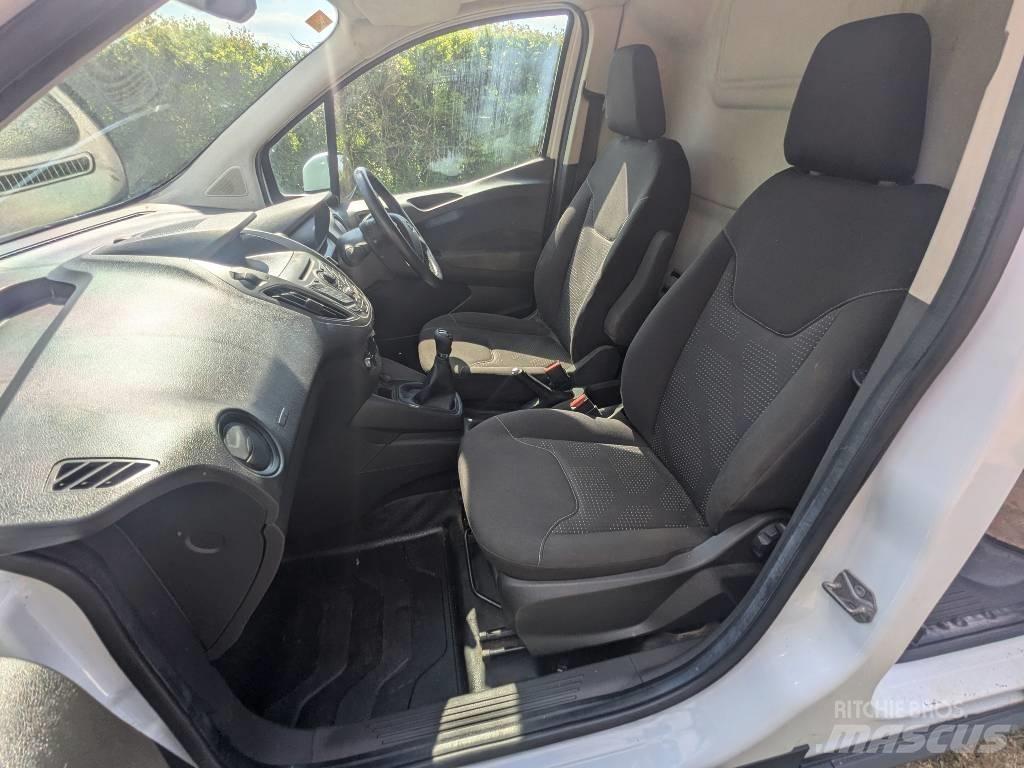 Ford Transit Connect 大型面包车