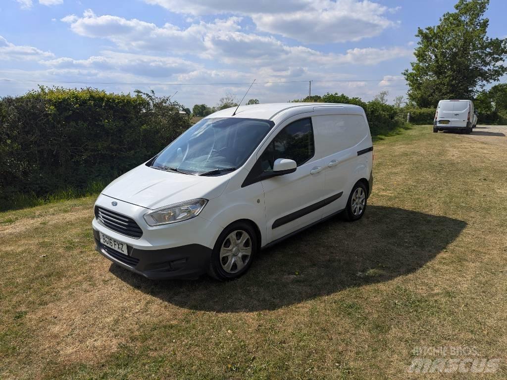 Ford Transit Connect 大型面包车