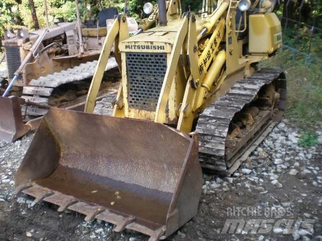 Mitsubishi BS3F 履带式推土机