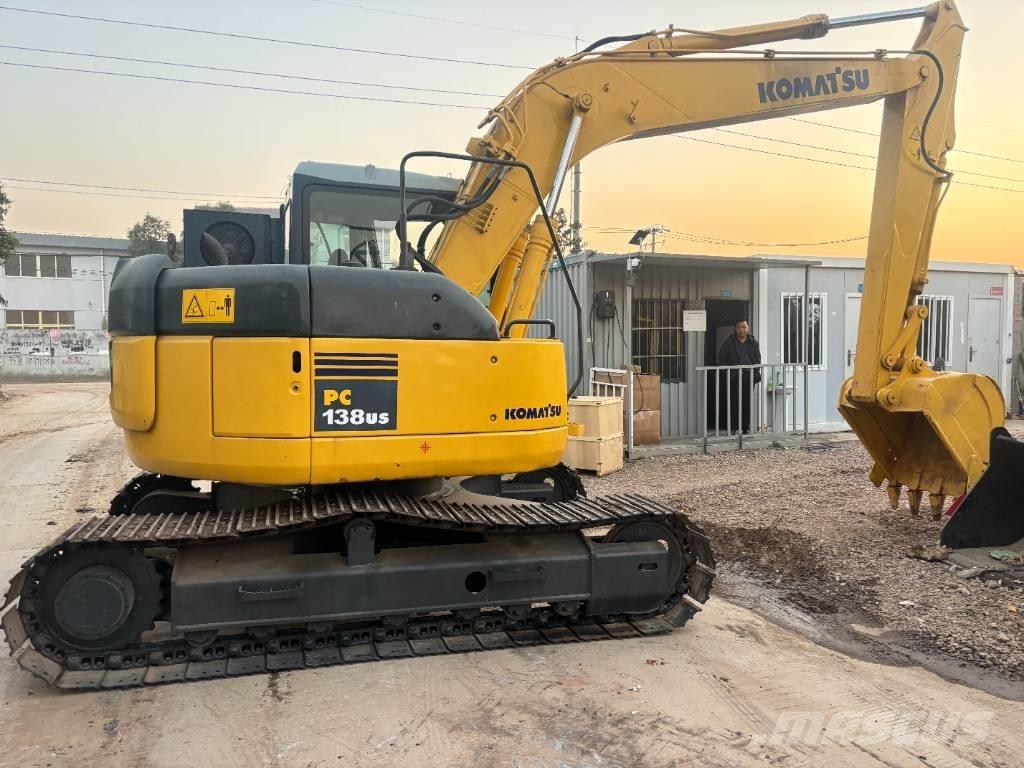 Komatsu PC 138 US 中型挖掘机