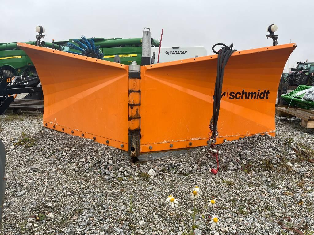 Aebi Schmidt KL-V 32 铲雪车