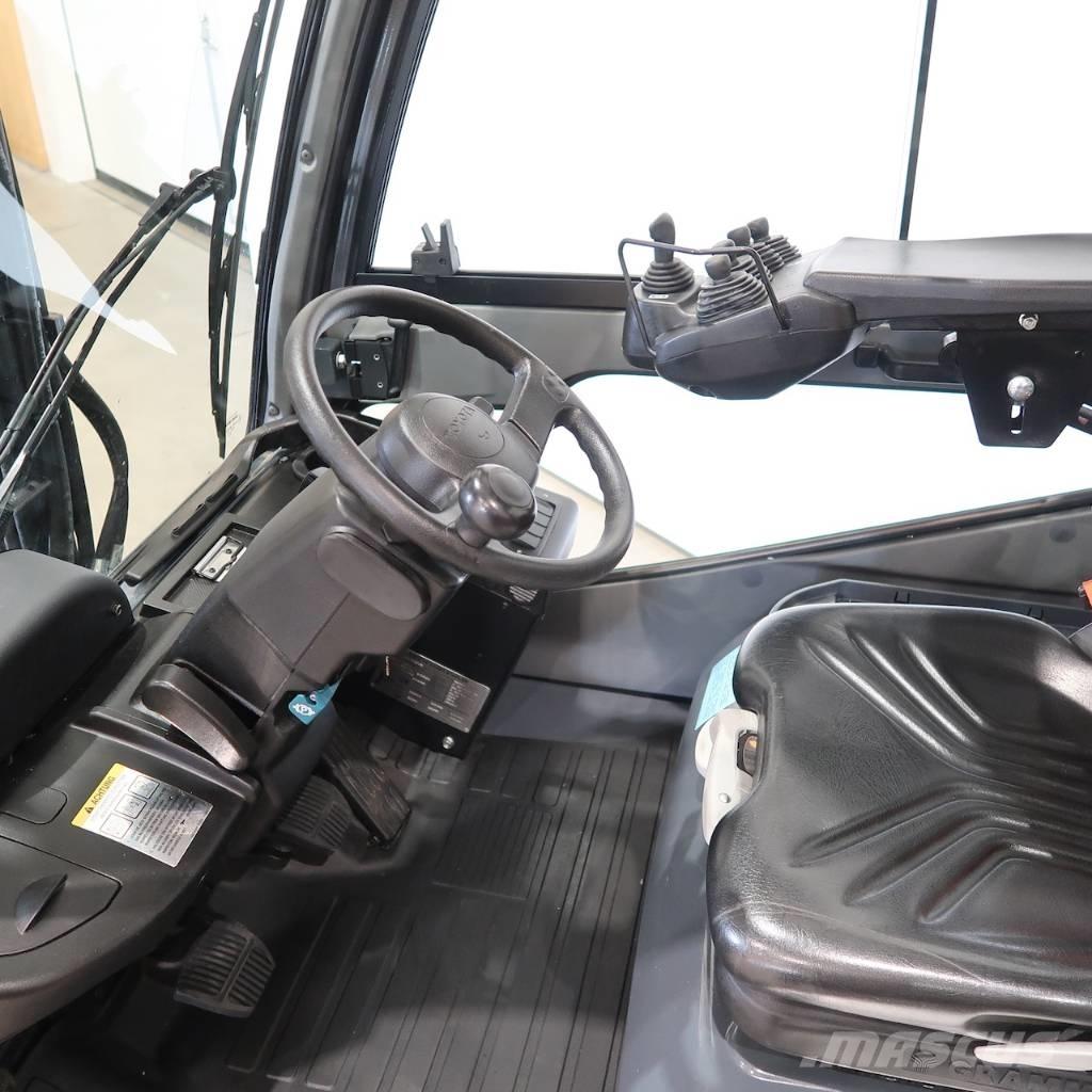 Toyota 02-8FGF25 天然气叉车