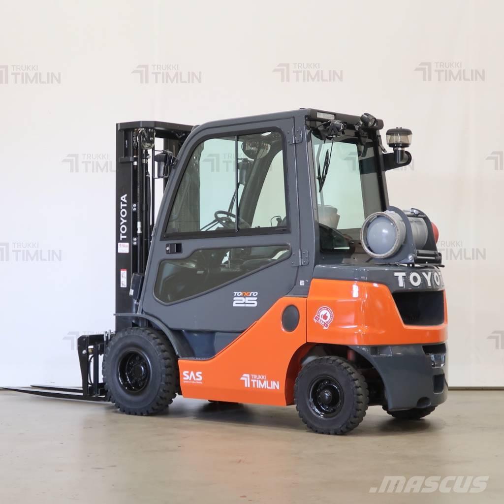 Toyota 02-8FGF25 天然气叉车
