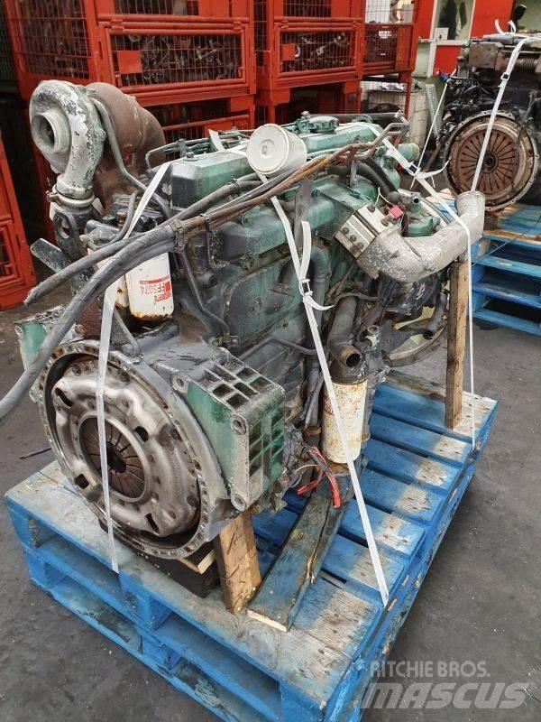 Volvo TD63E 发动机