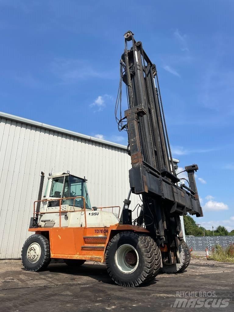 Valmet TD7ECR 集裝箱车