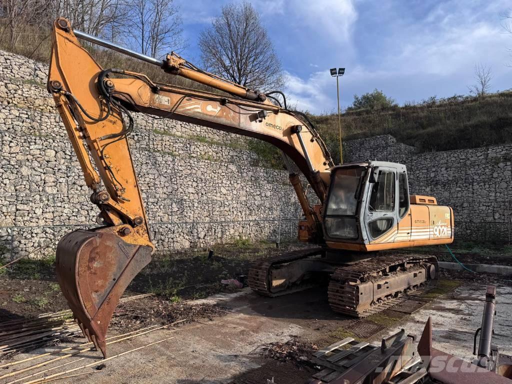 CASE 9021 履带挖掘机