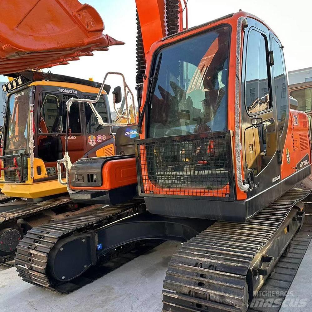 Doosan DX150LC-9C 履带挖掘机