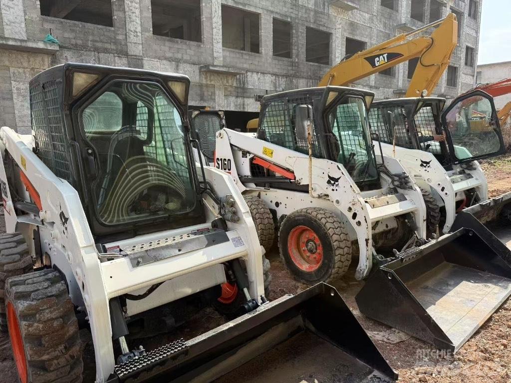 Bobcat S 160 滑移装载机