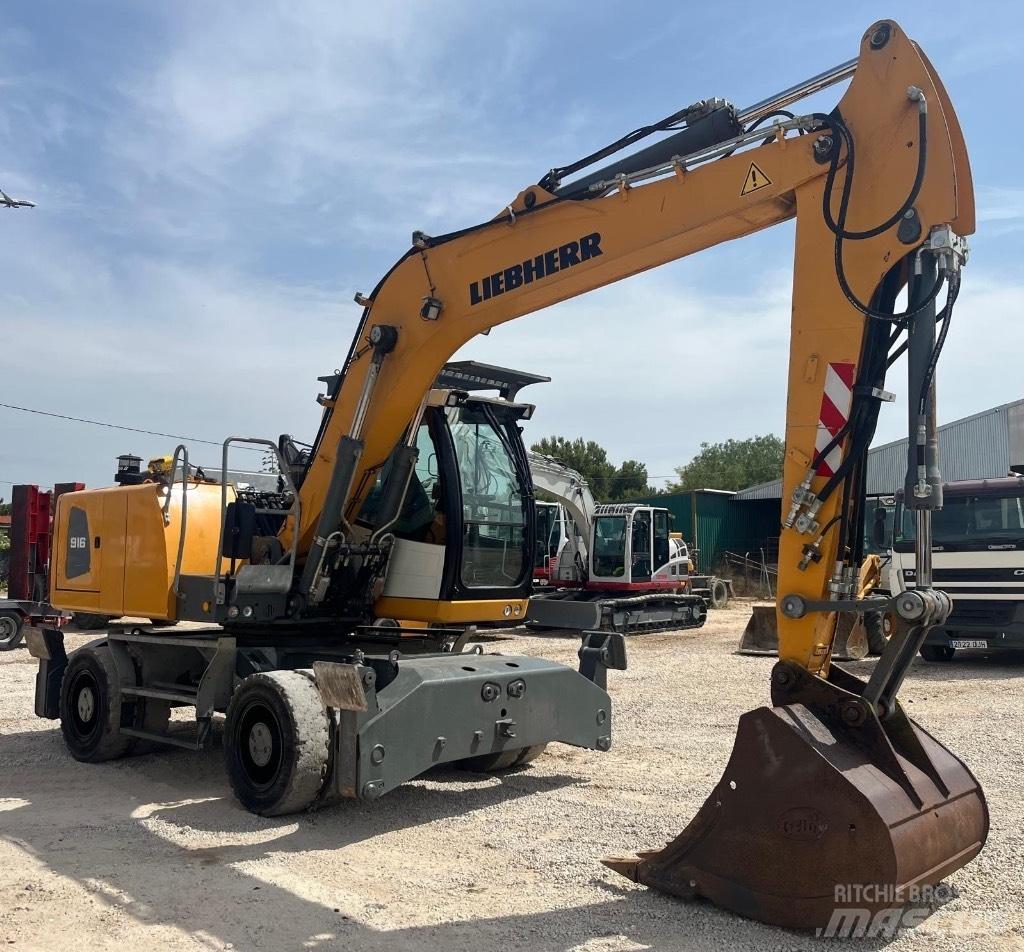 Liebherr A 916 轮式挖掘机