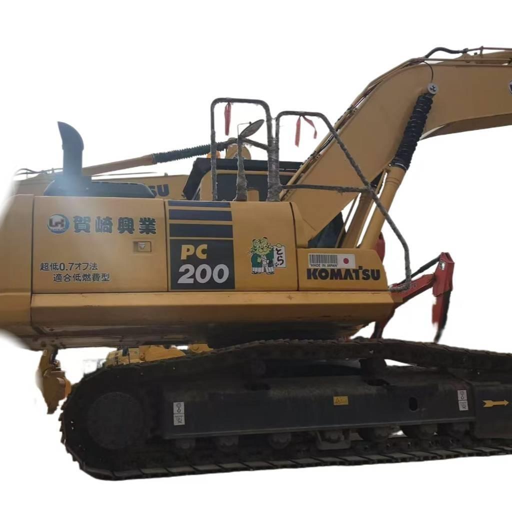 Komatsu PC 200-8 履带挖掘机