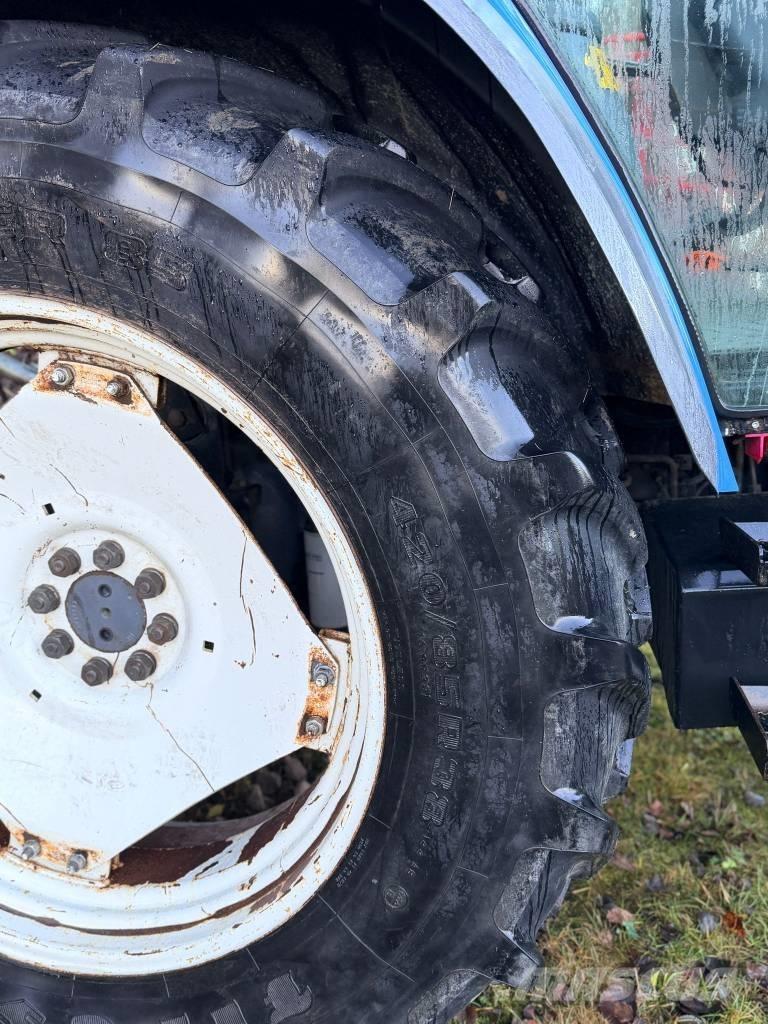 New Holland TS 110 拖拉机/农用车