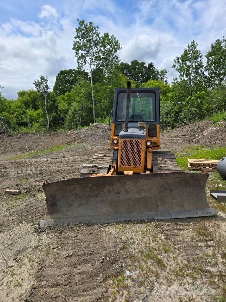 CAT D 3 B LGP 履带式推土机