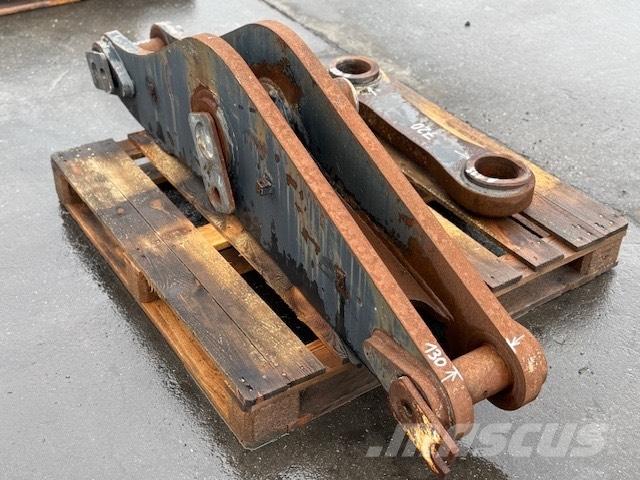 CNH BUCKET LINK 挖斗