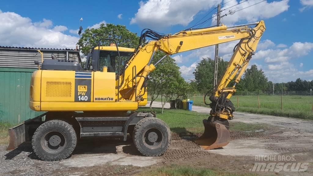 Komatsu PW 140-7 轮式挖掘机